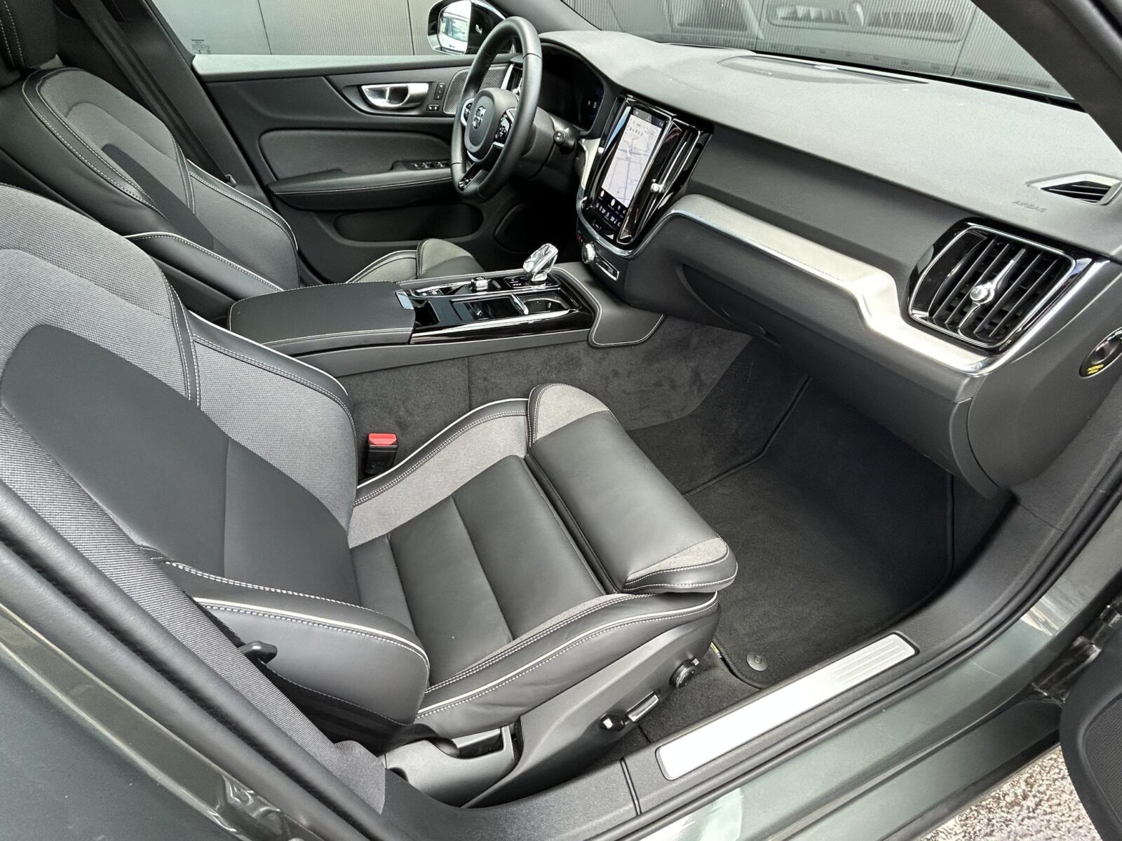 Volvo V60 - Foto 19