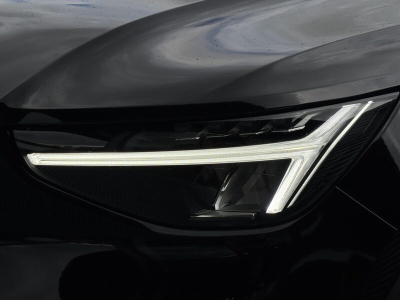 Volvo XC40 - Foto 4