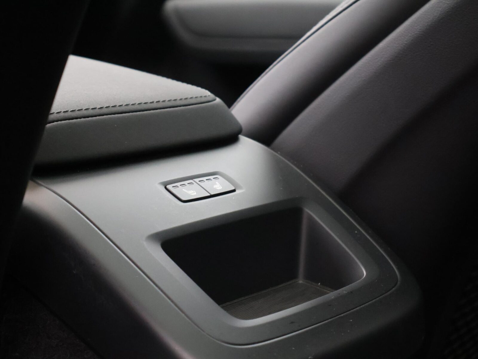 Volvo XC60 - Foto 25