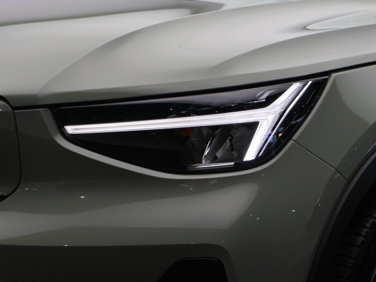 Volvo EX40 - Foto 14
