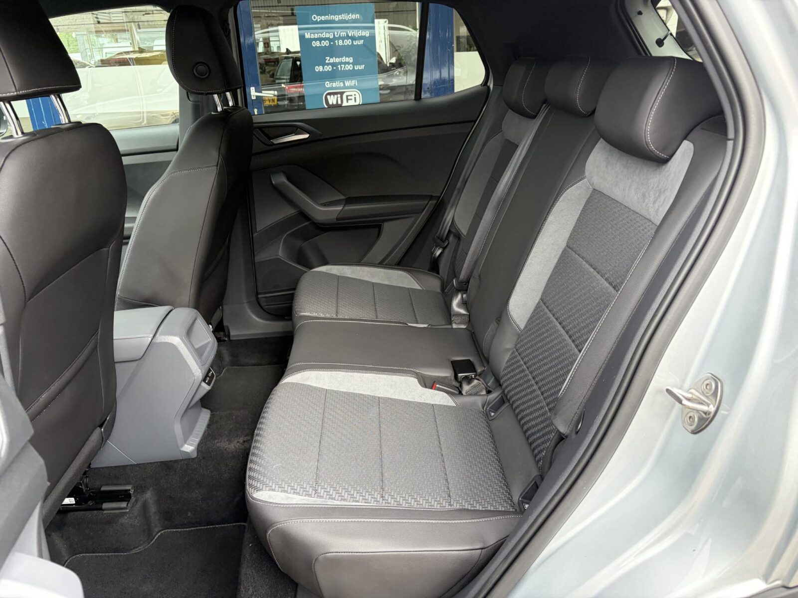 Volkswagen T-Cross - Foto 14