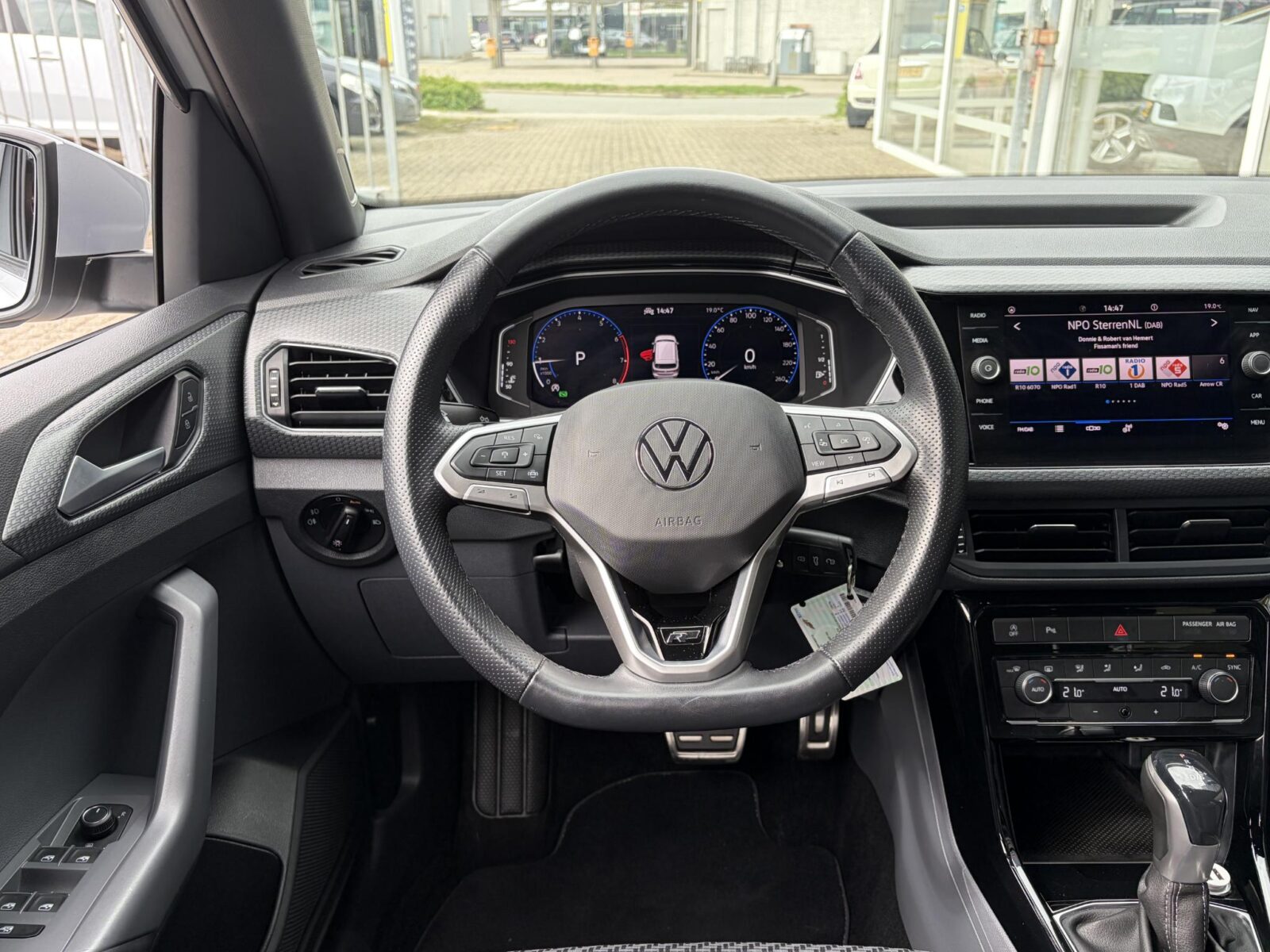 Volkswagen T-Cross - Foto 17