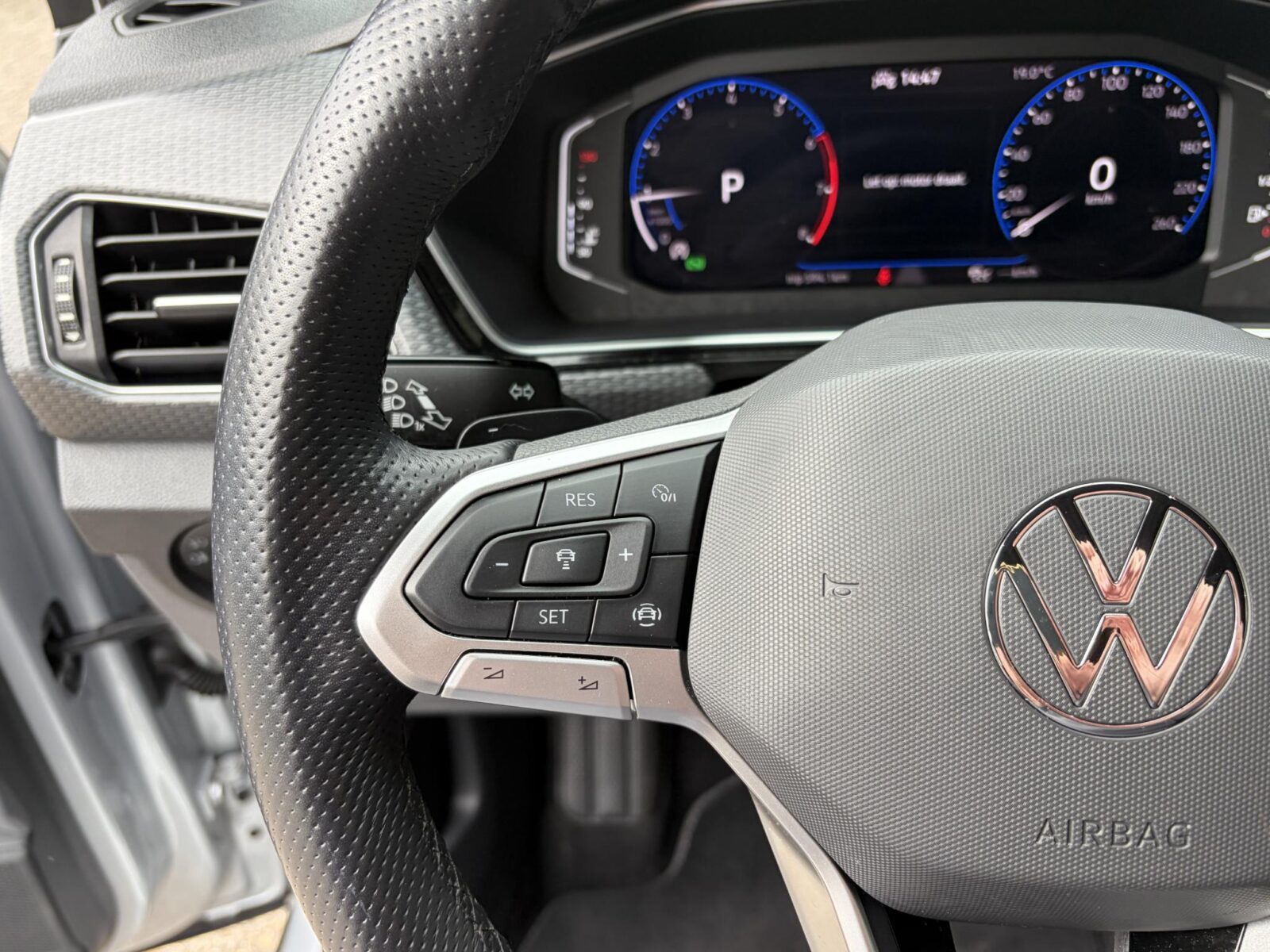Volkswagen T-Cross - Foto 21
