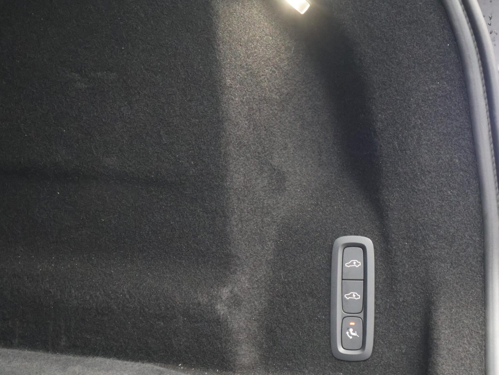 Volvo XC60 - Foto 15