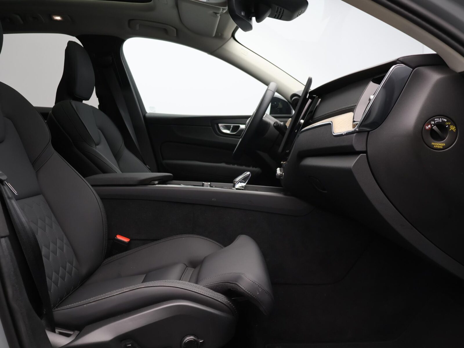 Volvo XC60 - Foto 9