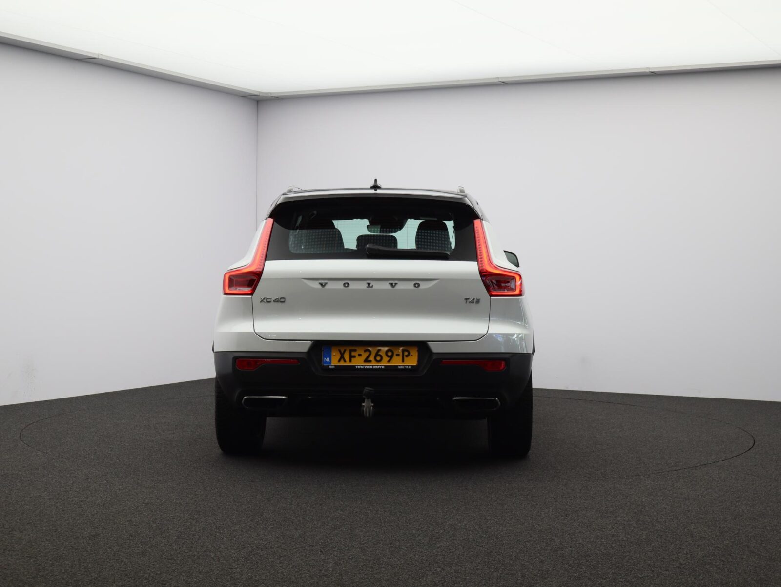 Volvo XC40 - Foto 22