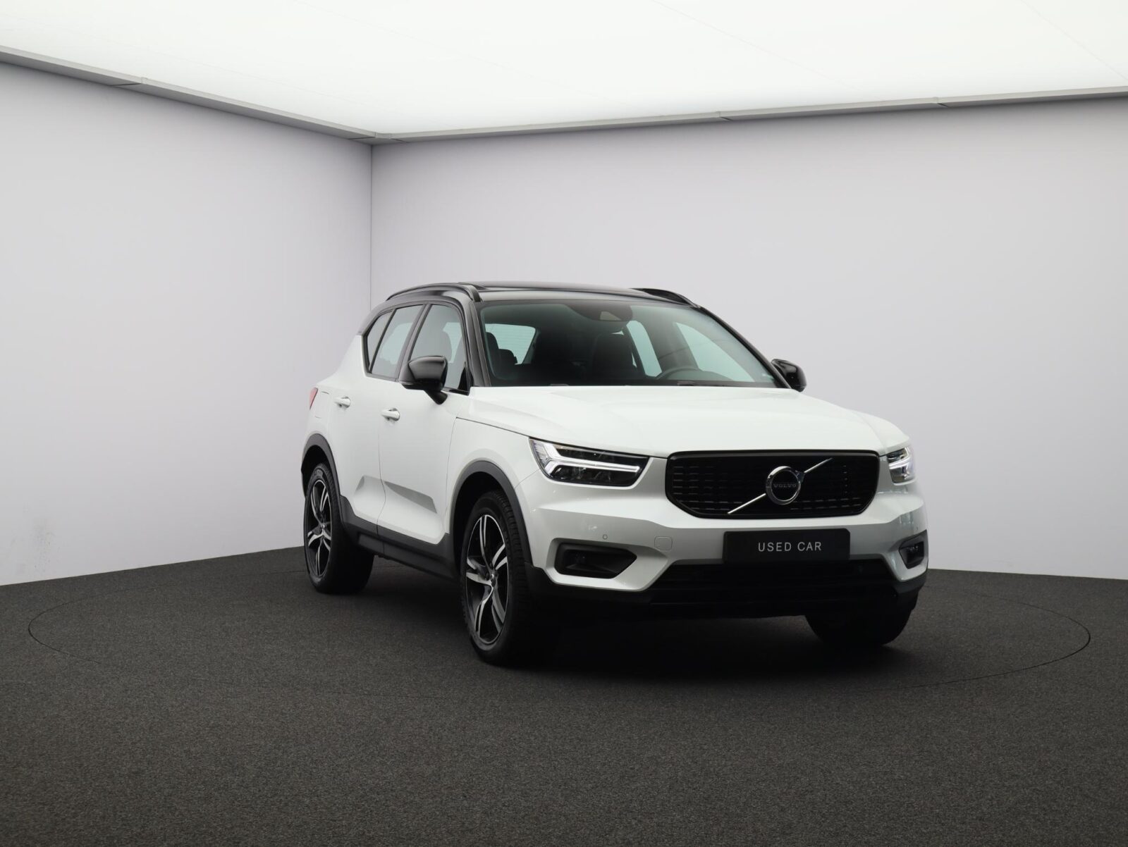 Volvo XC40 - Foto 27