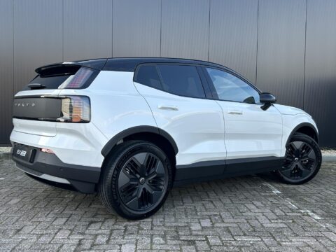 Volvo EX30 Cross Country P5 Long Range Plus Europa 69 kWh