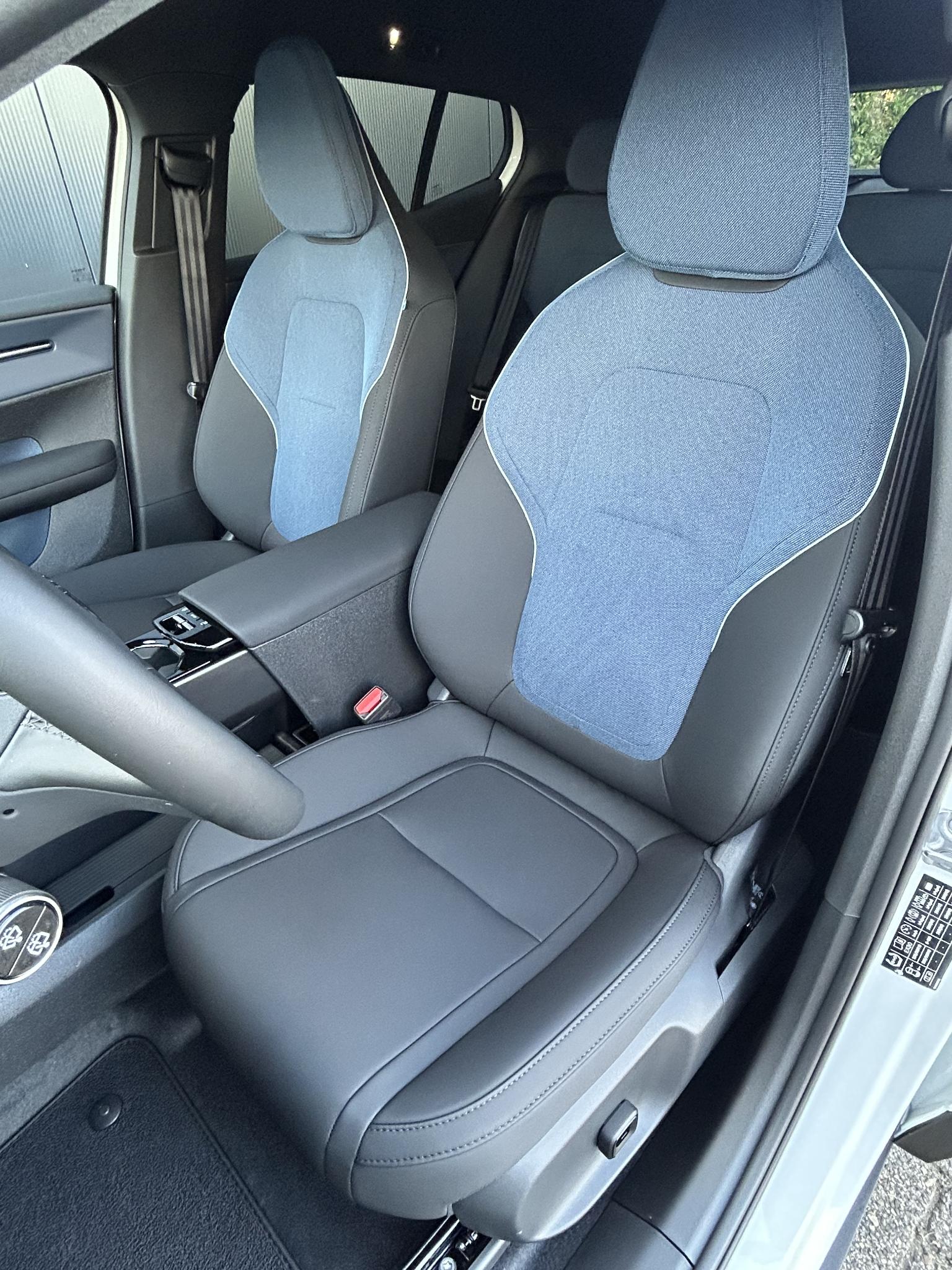 Volvo EX30 - Foto 8