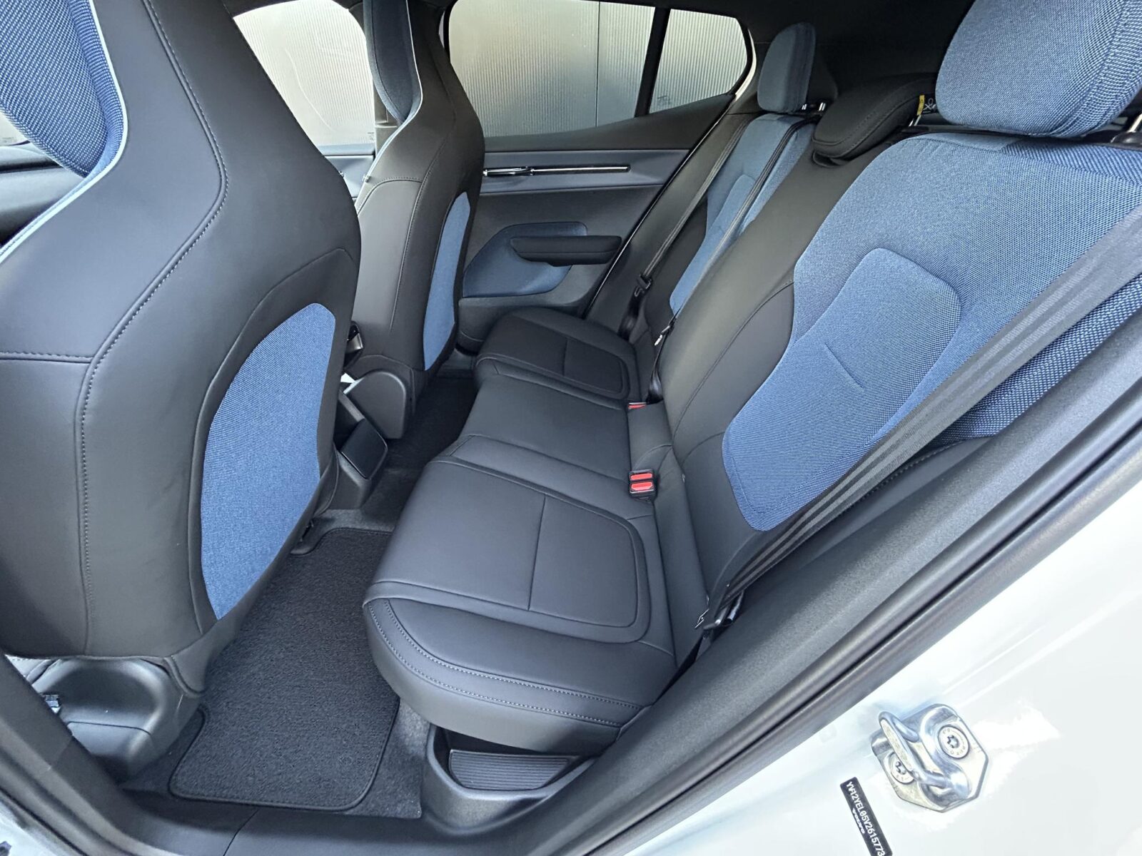 Volvo EX30 - Foto 9