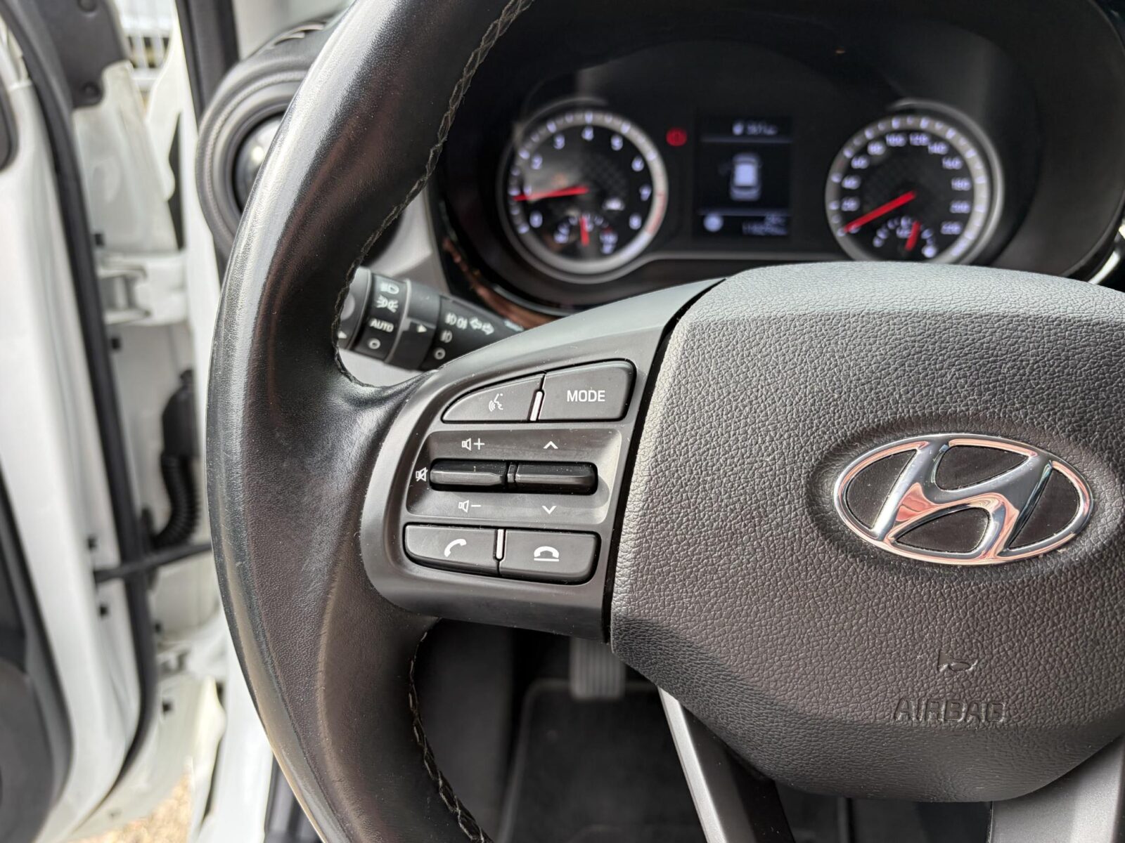 Hyundai i10 - Foto 21