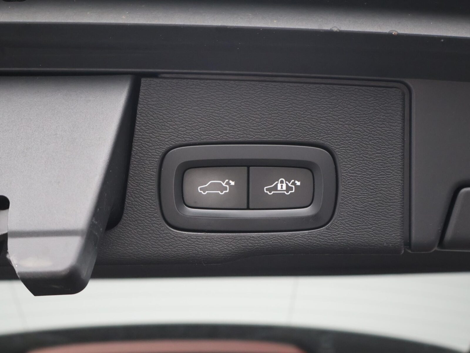 Volvo XC60 - Foto 19