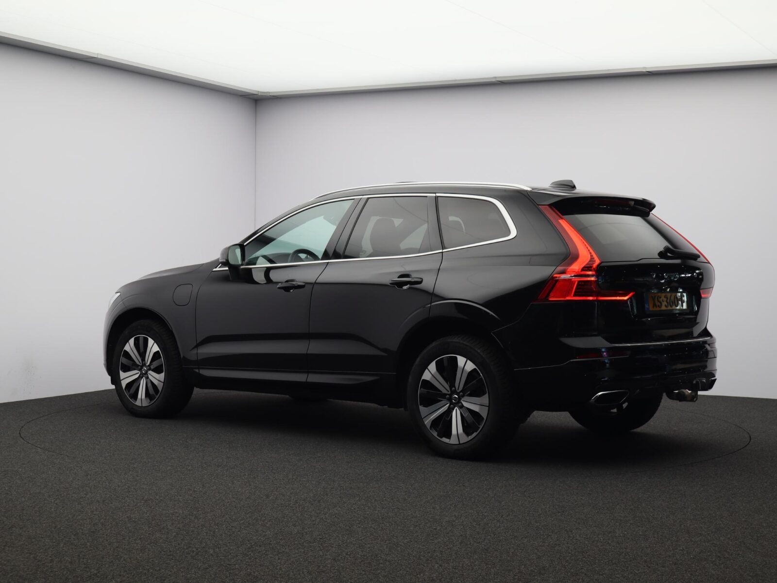 Volvo XC60 - Foto 24