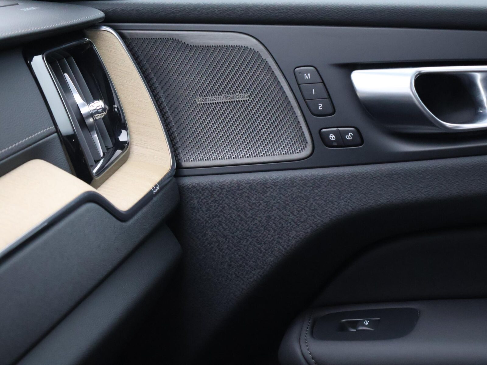 Volvo XC60 - Foto 14