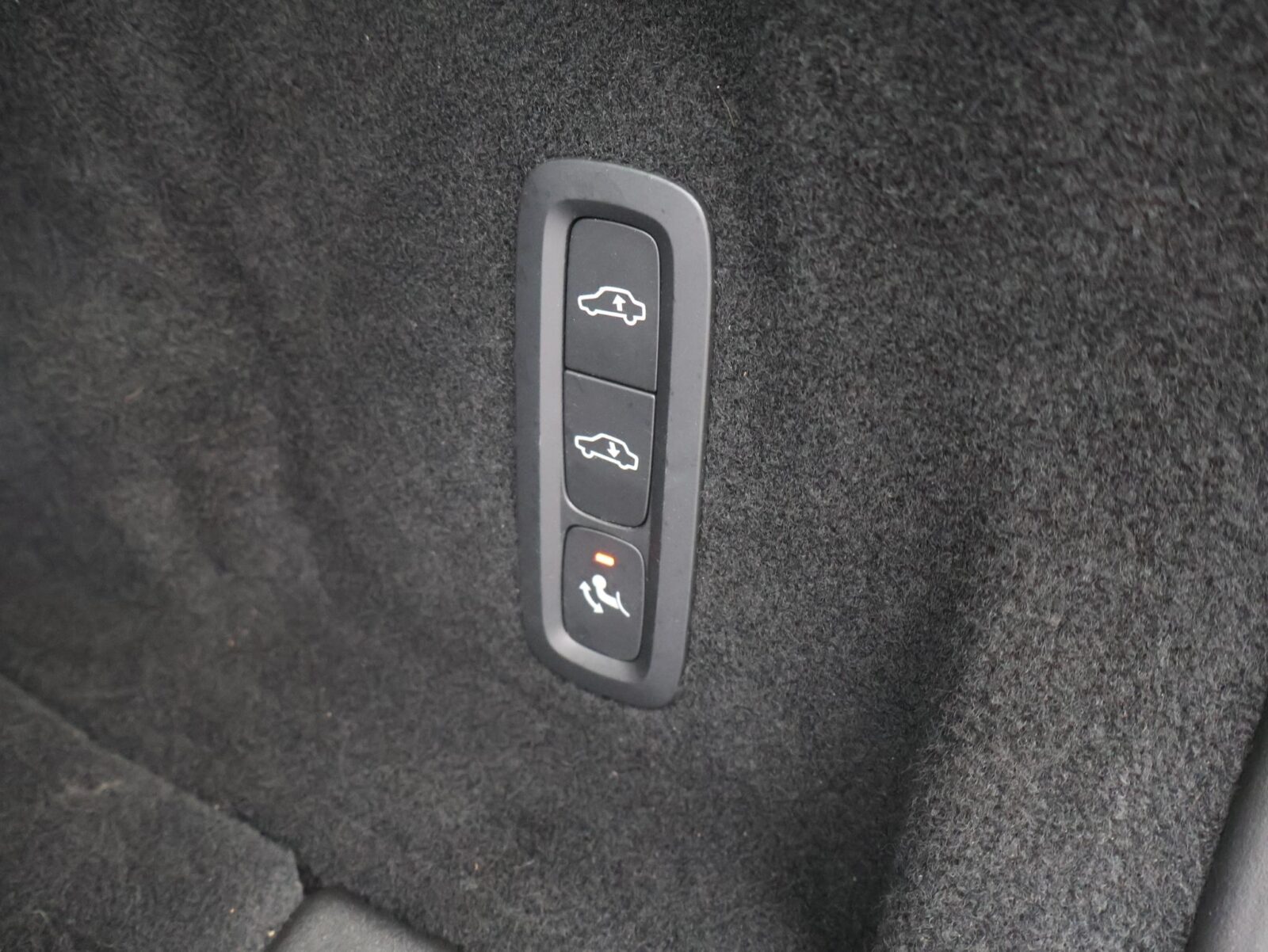 Volvo XC60 - Foto 18