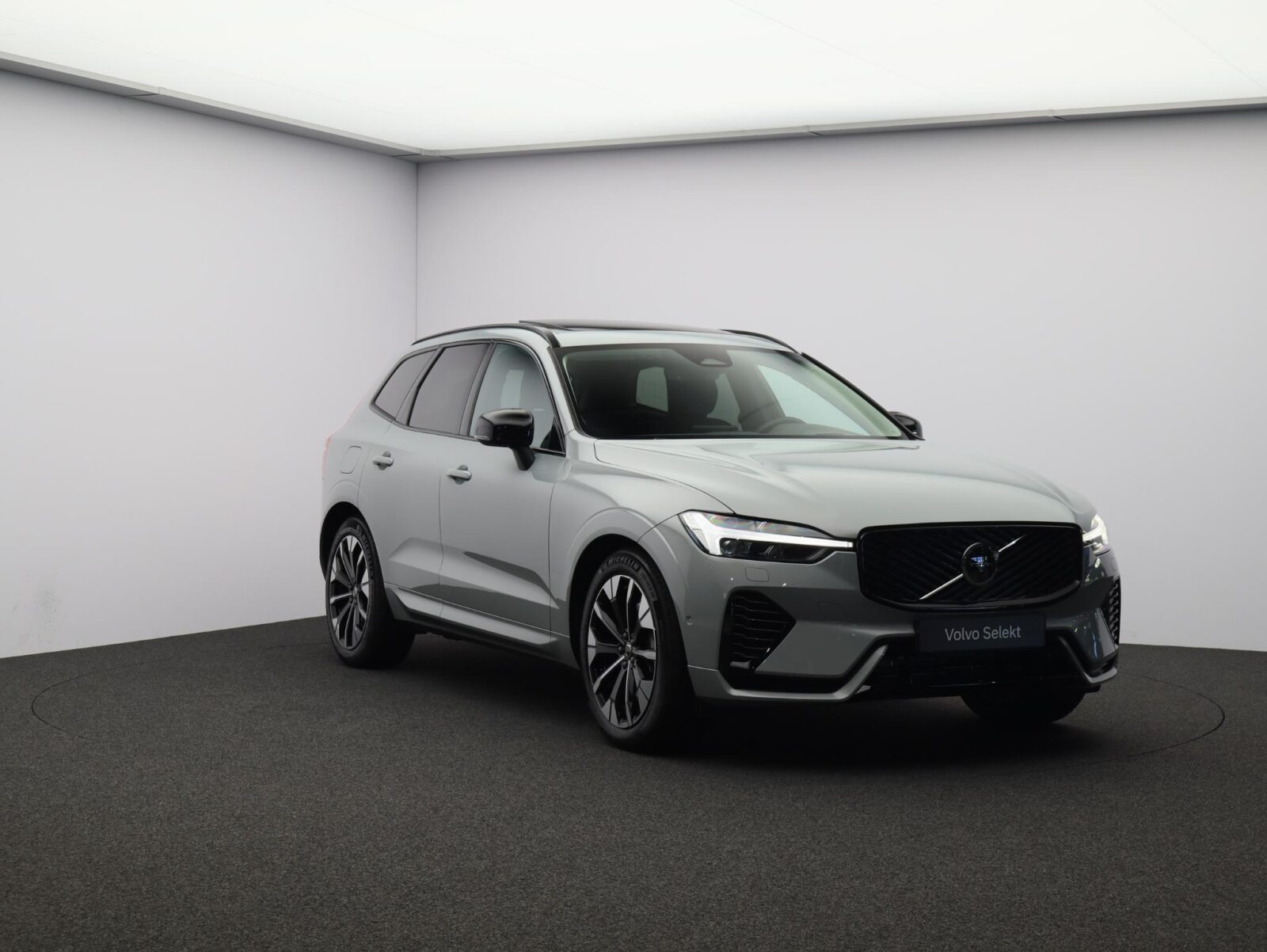 Volvo XC60 - Foto 24