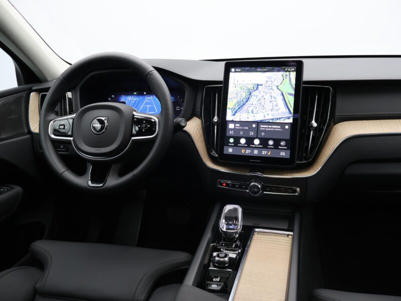 Volvo XC60 - Foto 3