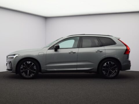 Volvo XC60 2.0 T6 Plug-in hybrid AWD Ultra Dark
