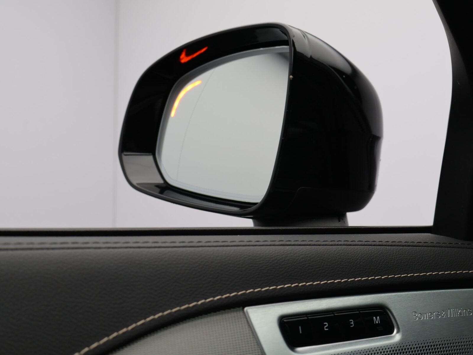 Volvo XC90 - Foto 21