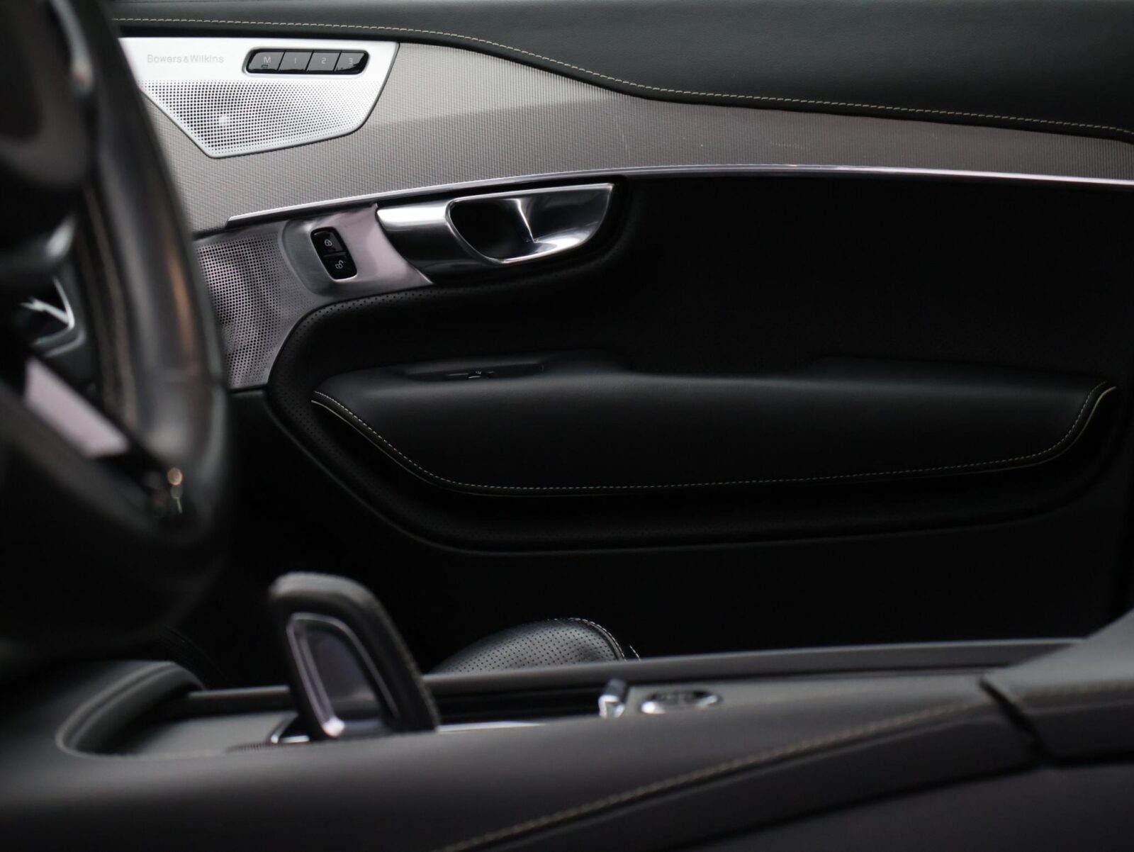 Volvo XC90 - Foto 29
