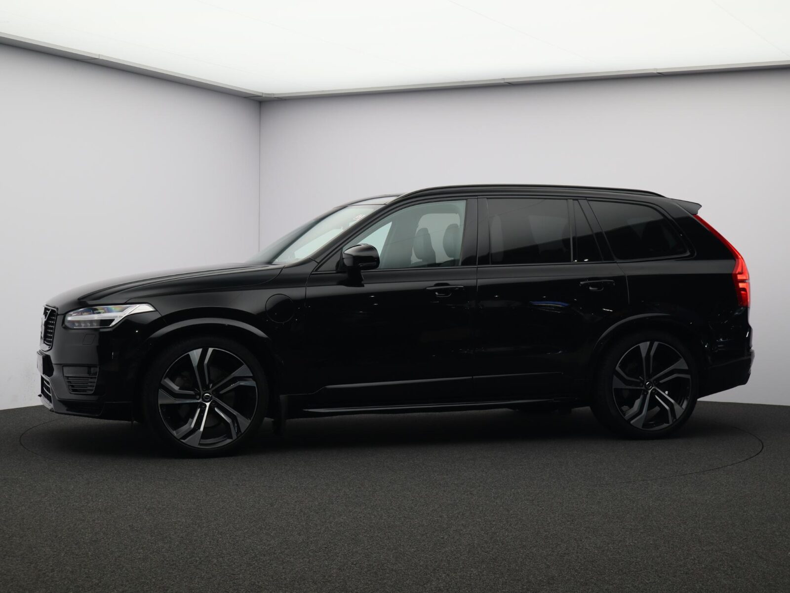 Volvo XC90 - Foto 30