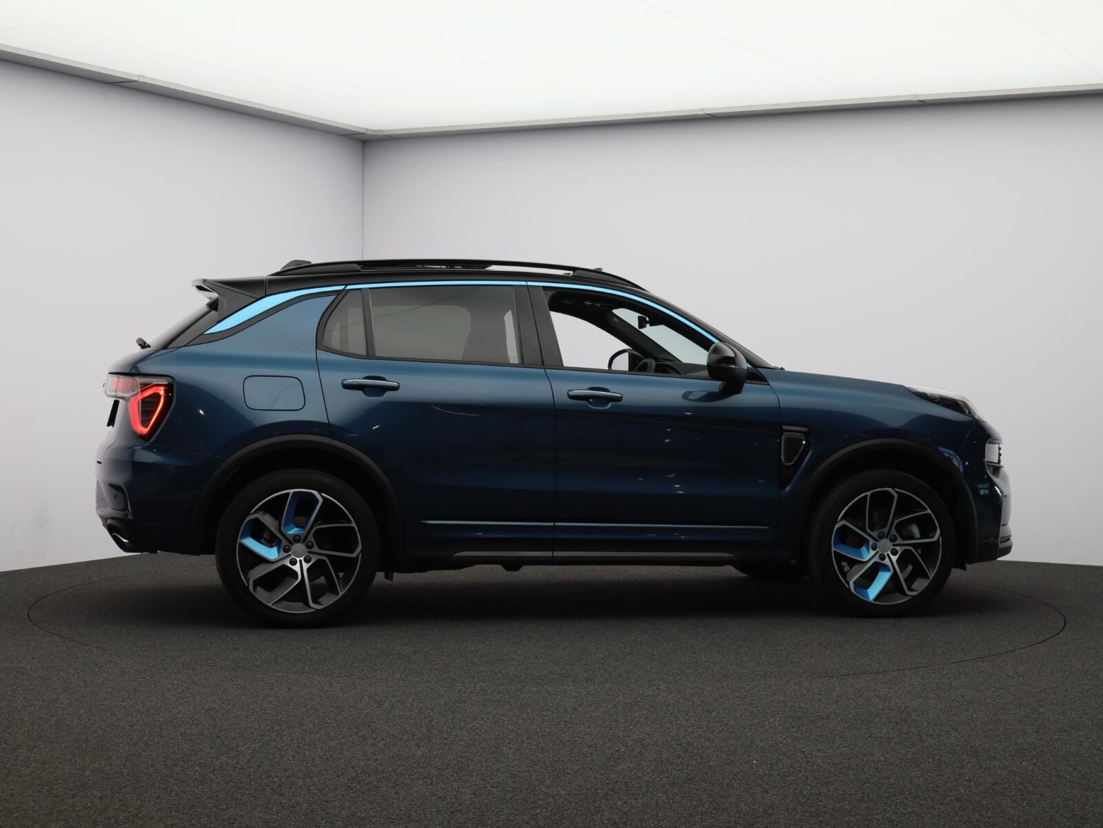 Lynk & Co 01 - Foto 21