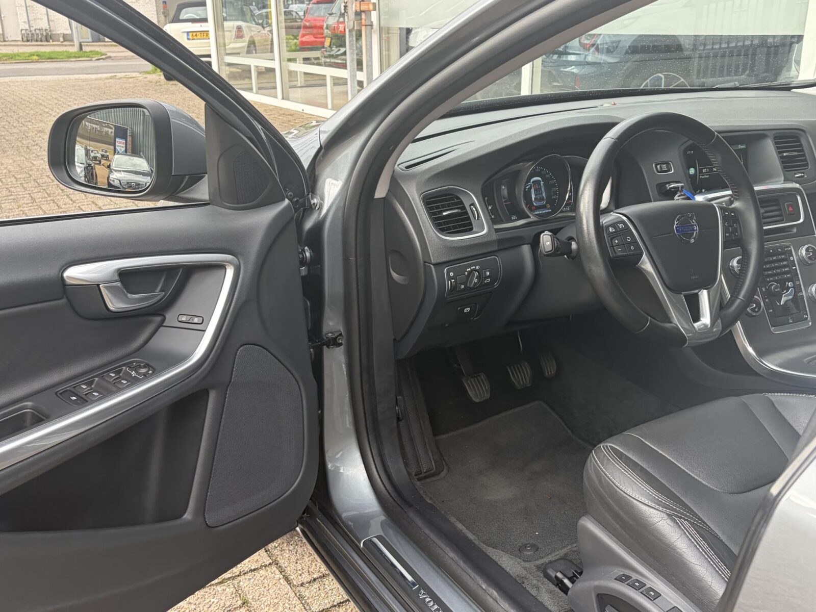 Volvo V60 - Foto 10