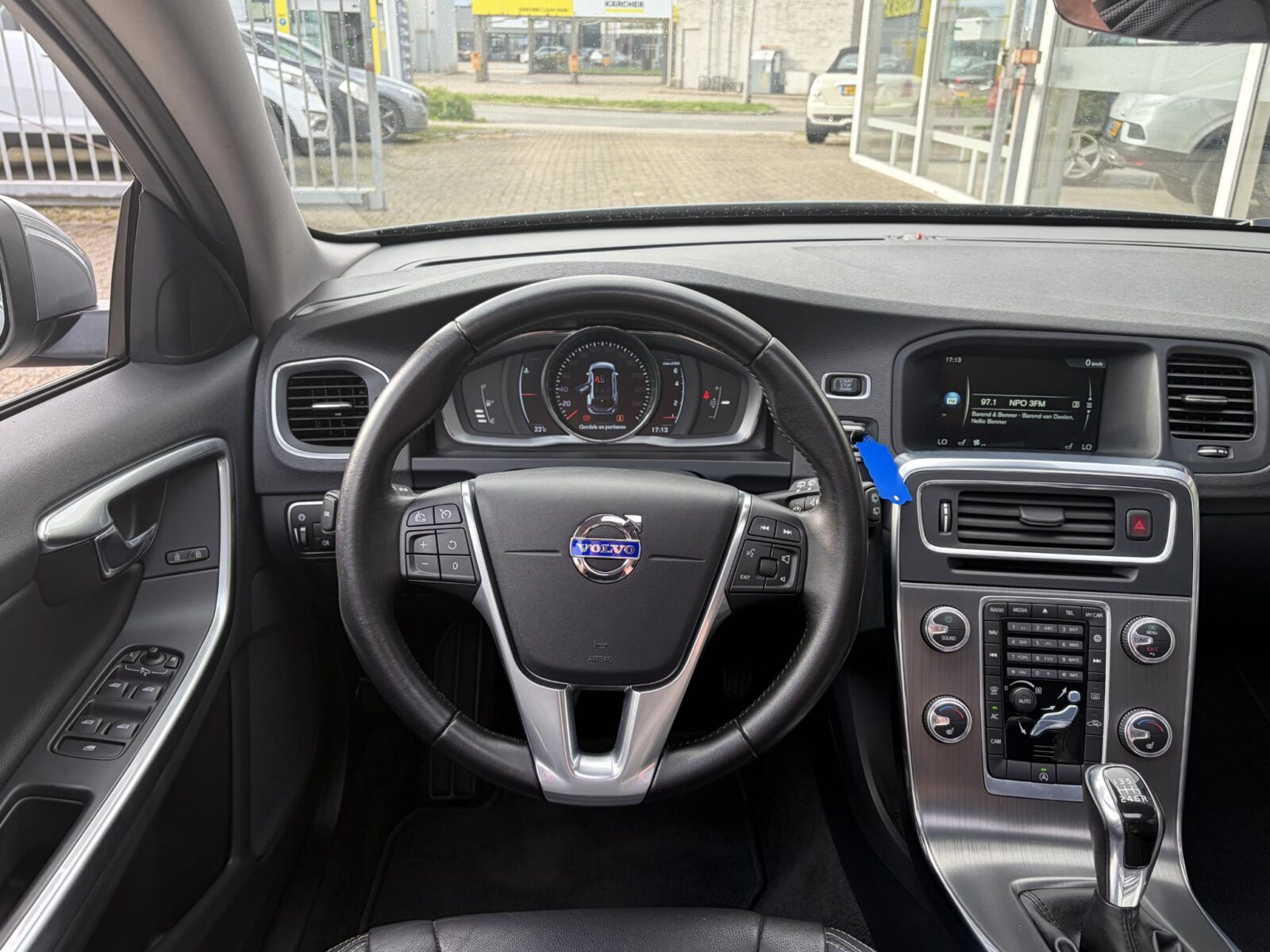 Volvo V60 - Foto 17
