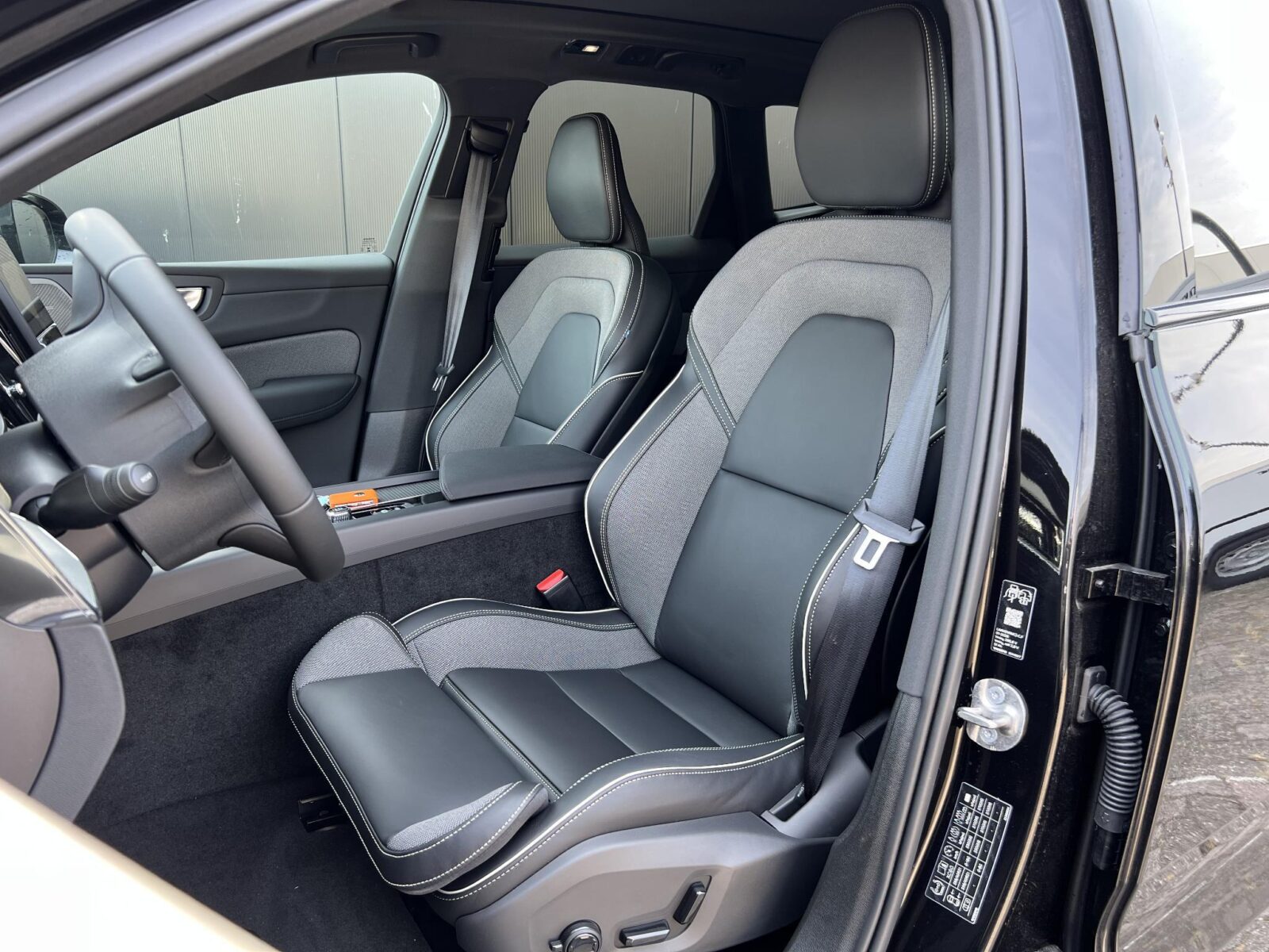 Volvo XC60 - Foto 6
