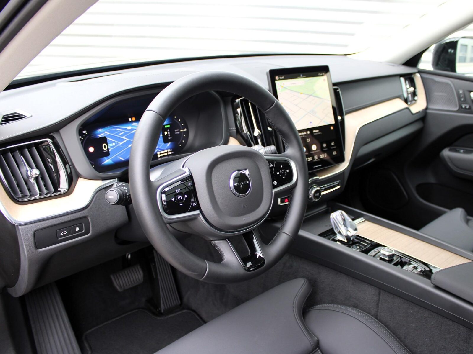 Volvo XC60 - Foto 11