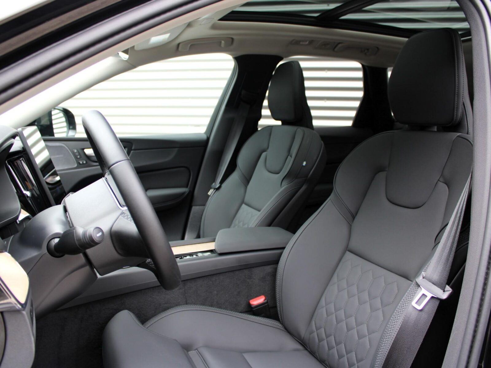 Volvo XC60 - Foto 12