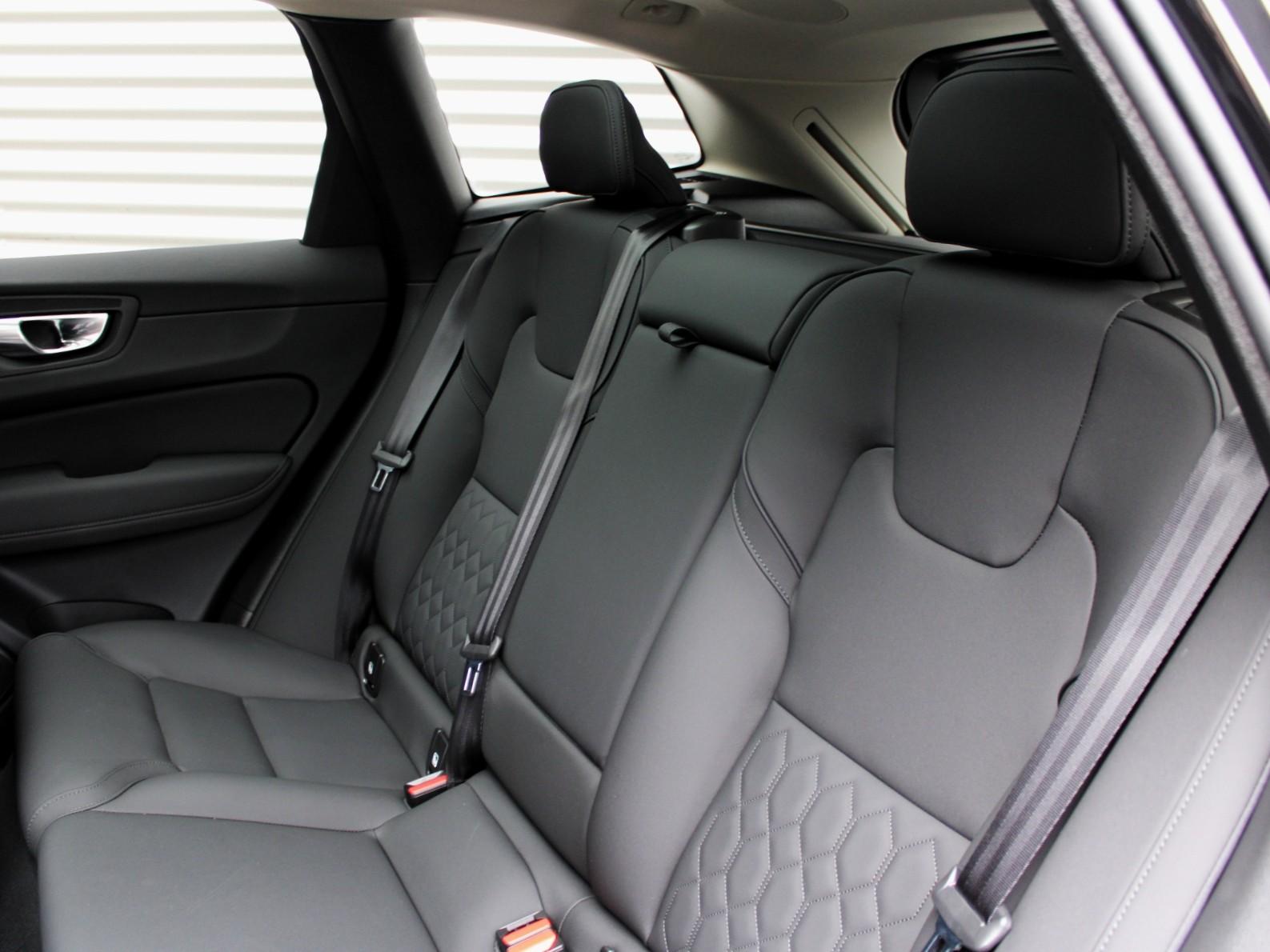 Volvo XC60 - Foto 13