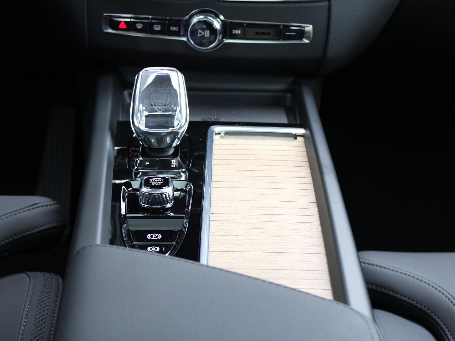 Volvo XC60 - Foto 18