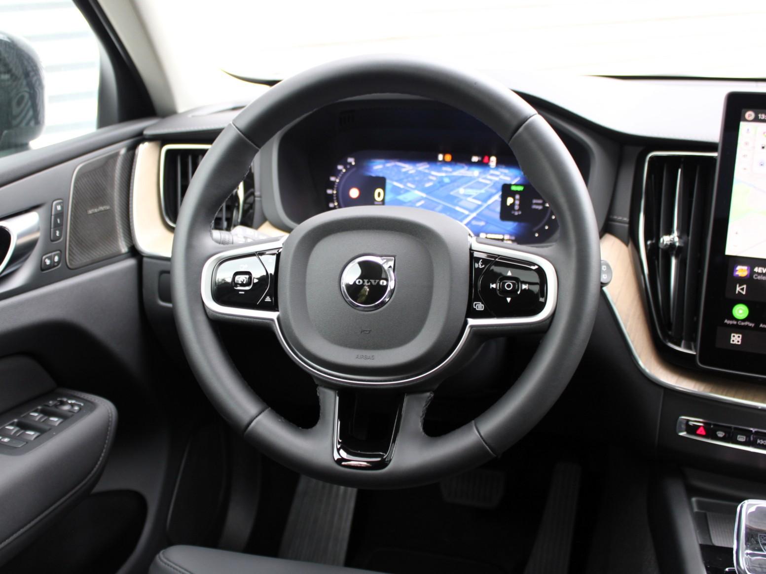 Volvo XC60 - Foto 19