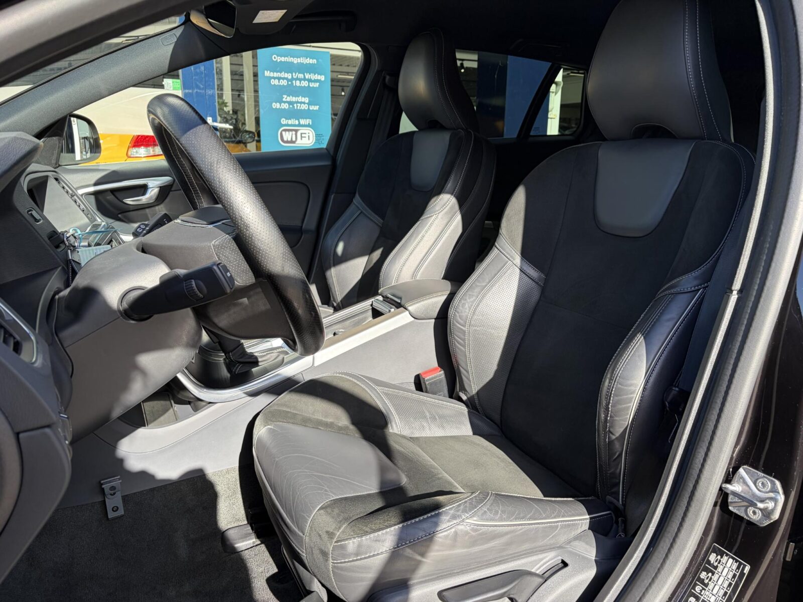 Volvo V60 - Foto 13