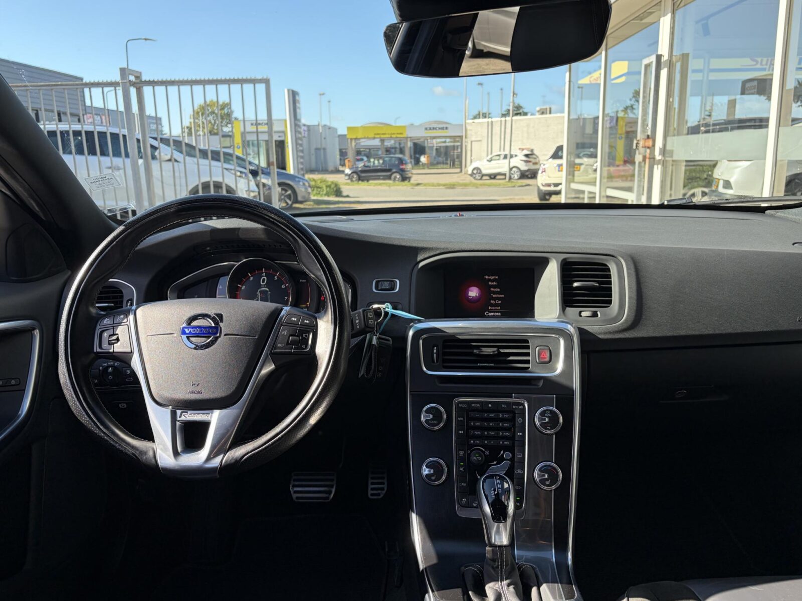 Volvo V60 - Foto 16