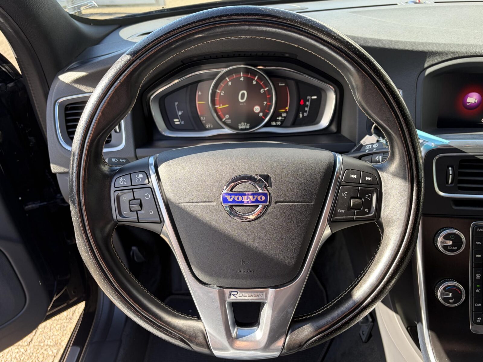 Volvo V60 - Foto 21