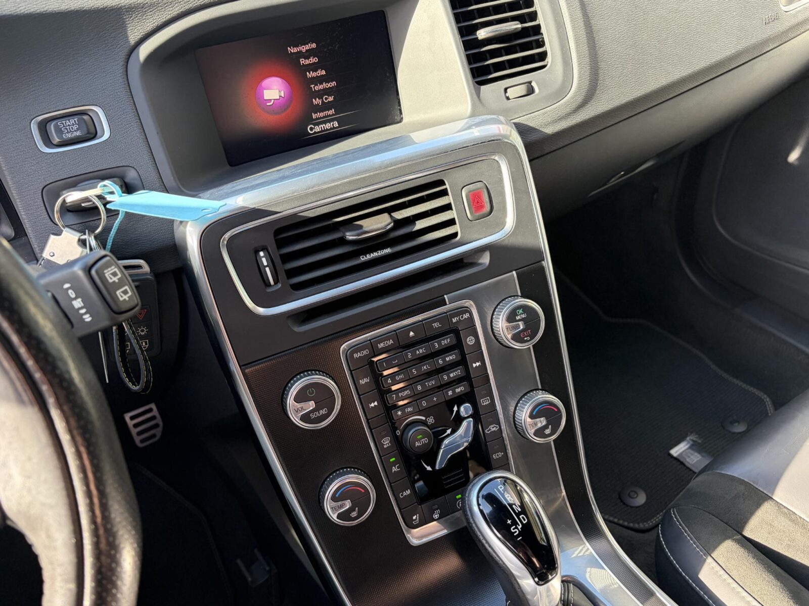 Volvo V60 - Foto 24