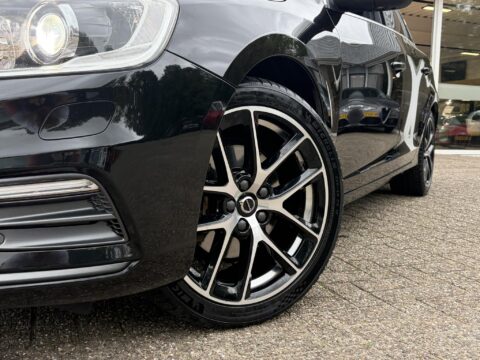 Volvo V60 2.0 T4 Business Sport