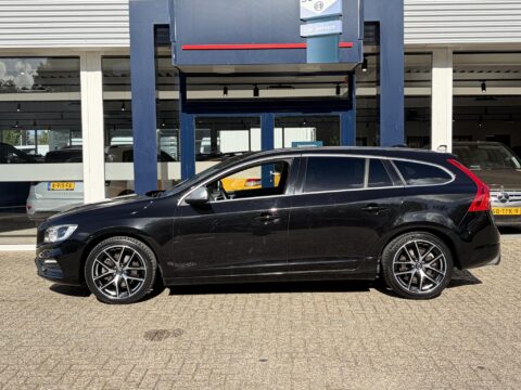 Volvo V60 2.0 T4 Business Sport