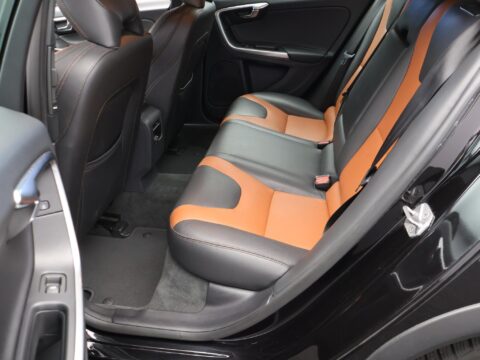 Volvo V60 Cross Country 2.0 T5 Summum