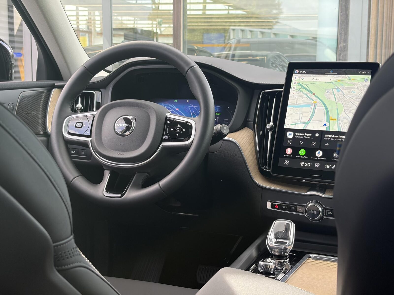 Volvo XC60 - Foto 2