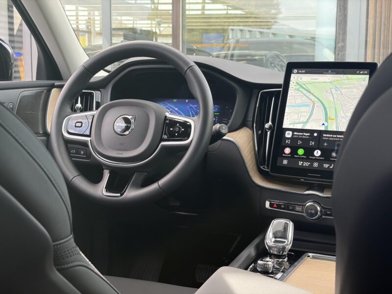 Volvo XC60 - Foto 2
