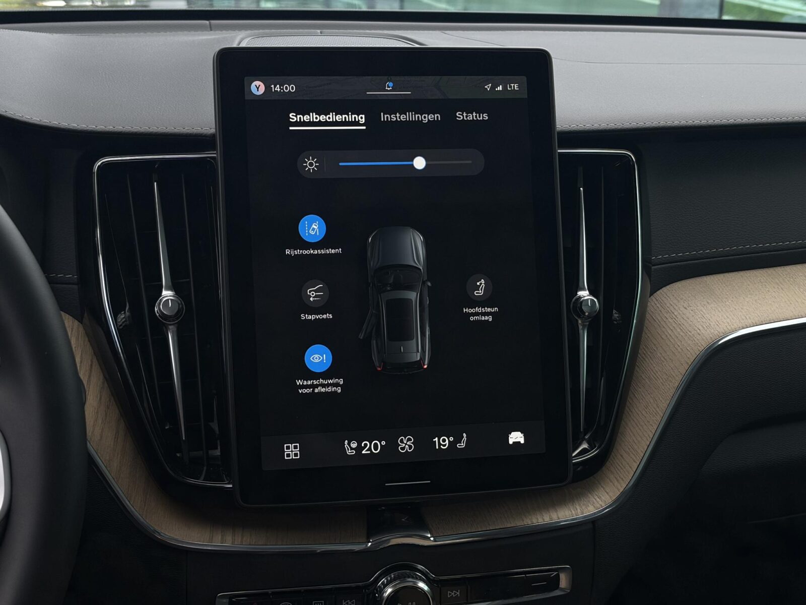 Volvo XC60 - Foto 26