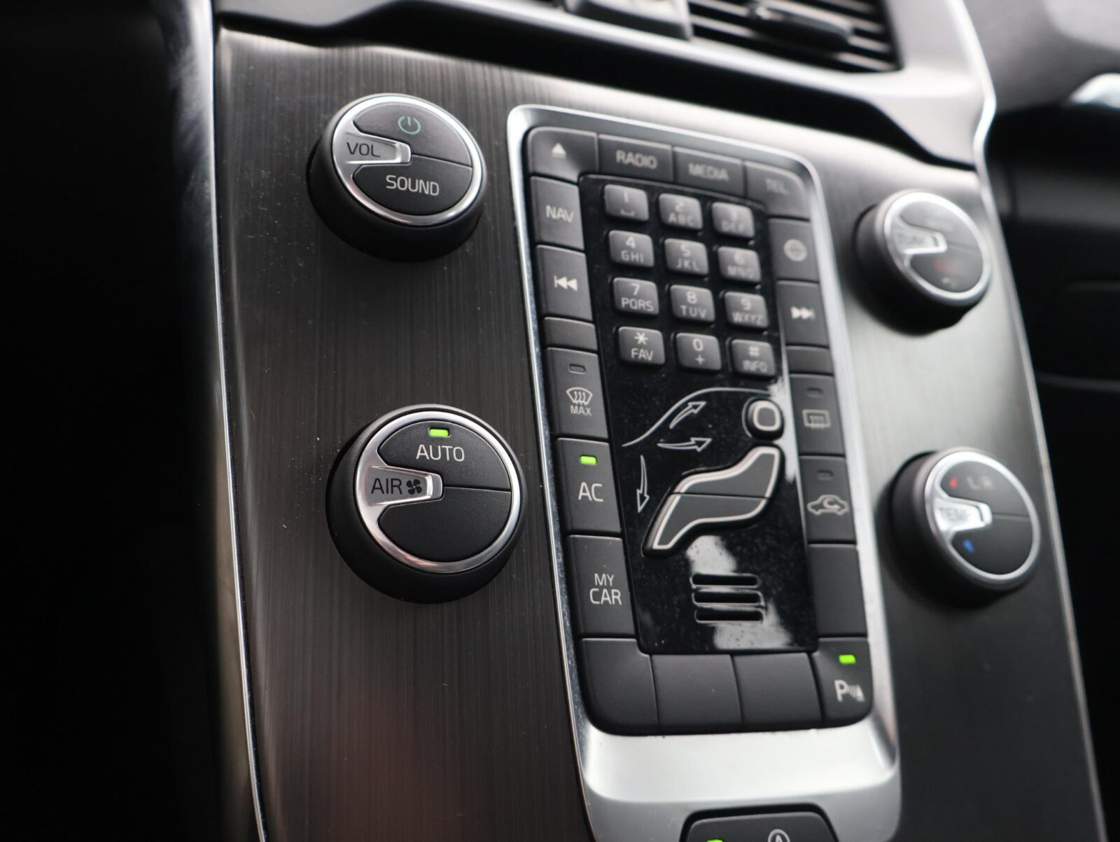 Volvo V40 - Foto 13