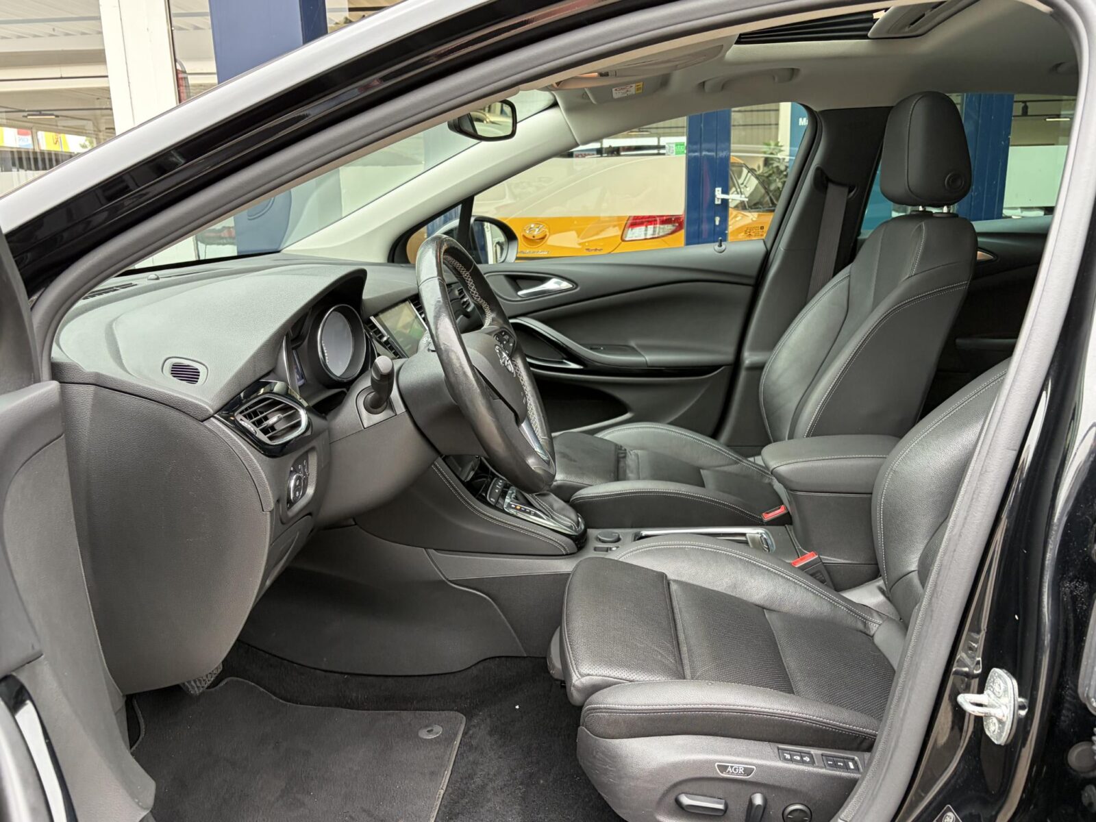 Opel Astra - Foto 12