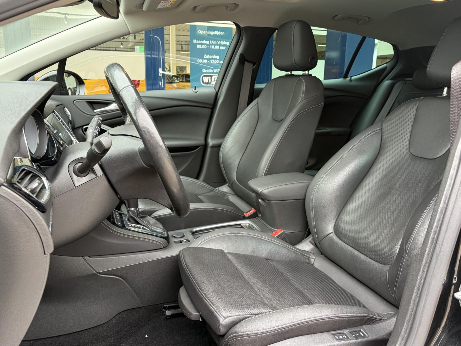 Opel Astra - Foto 13