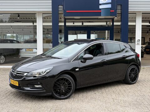 Opel Astra 1.6 Turbo Business Executive
