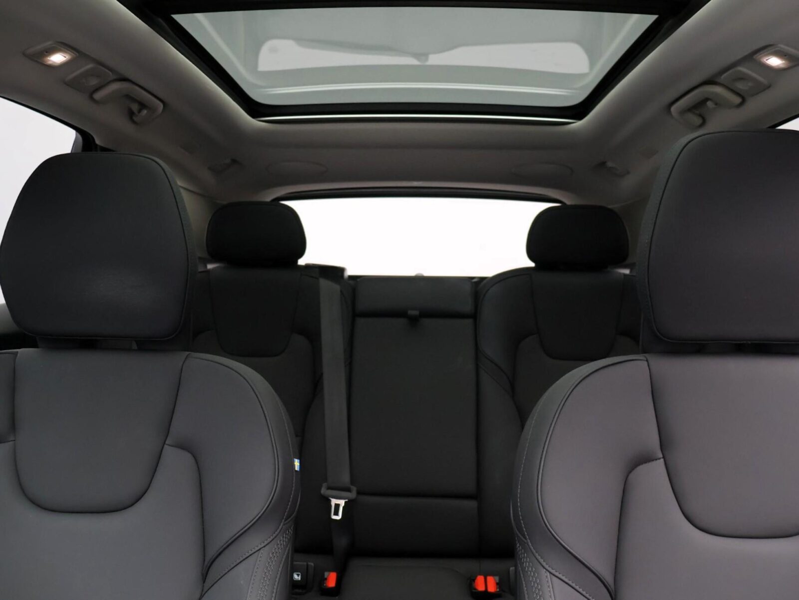 Volvo XC60 - Foto 10