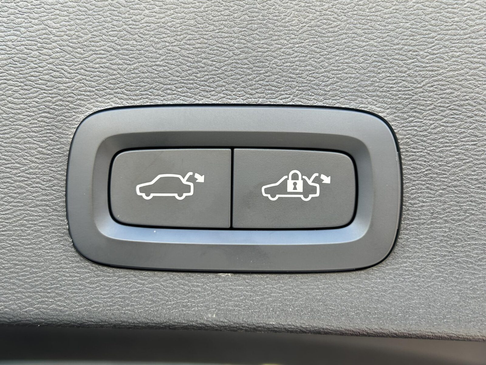 Volvo XC40 - Foto 16